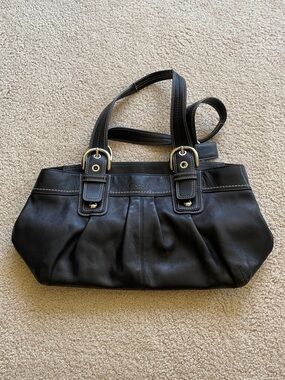 Coach Black Leather Shoulder Bag - Classic Women's Tote
